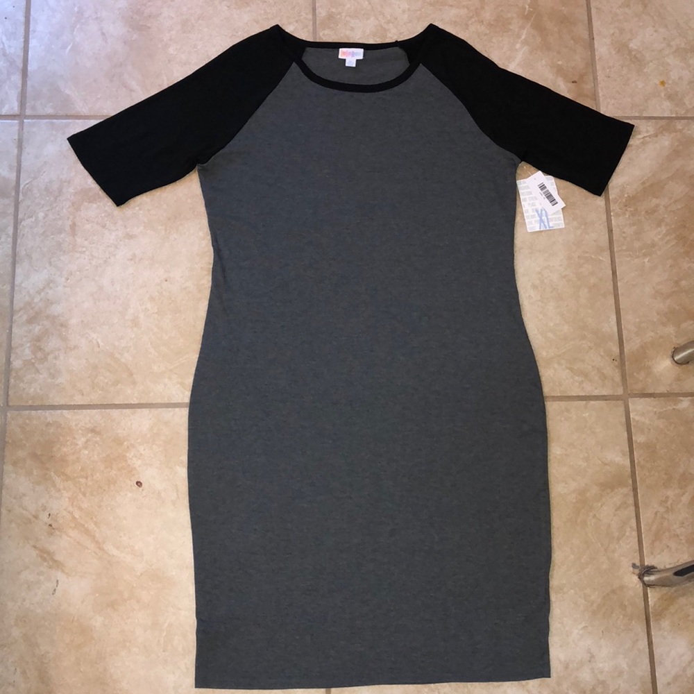 🔥SOLD🔥NWT LulaRoe XL Julia